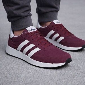 Adidas Men's RUN 60S 2.0 Sneakers Sz 10
Victory Crimson / Cloud White / Black